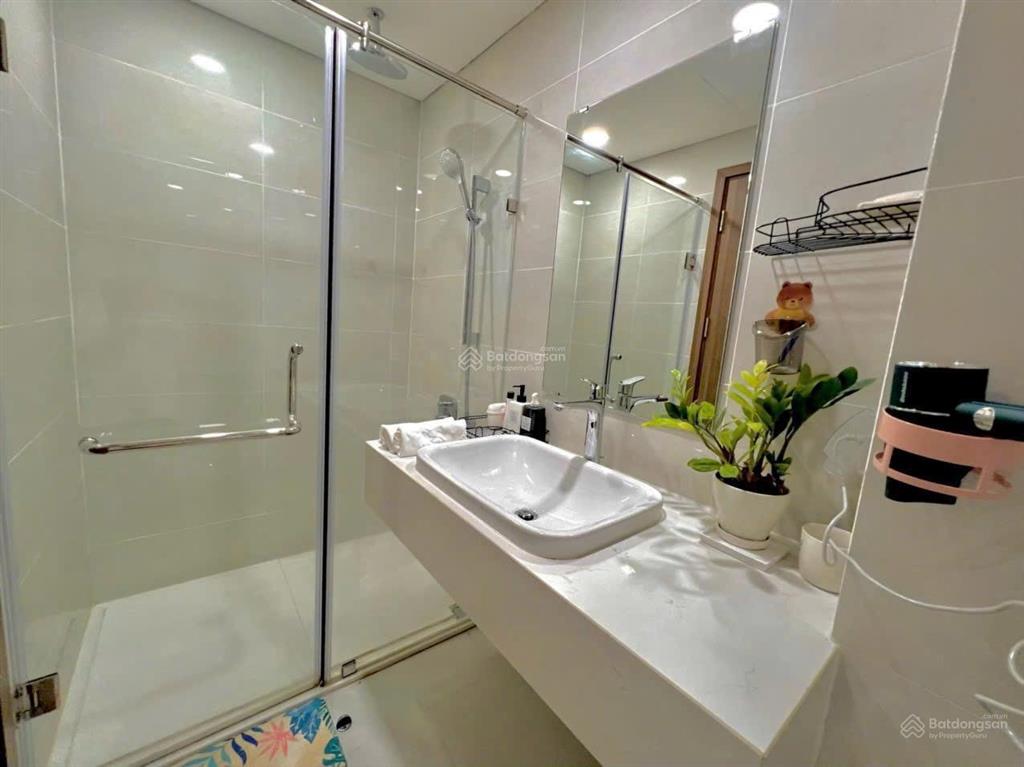 Cho thuê cc eco green sài gòn, 15 triệu, 65m2, 2pn, 2wc, đẹp xuất sắc giá tốt