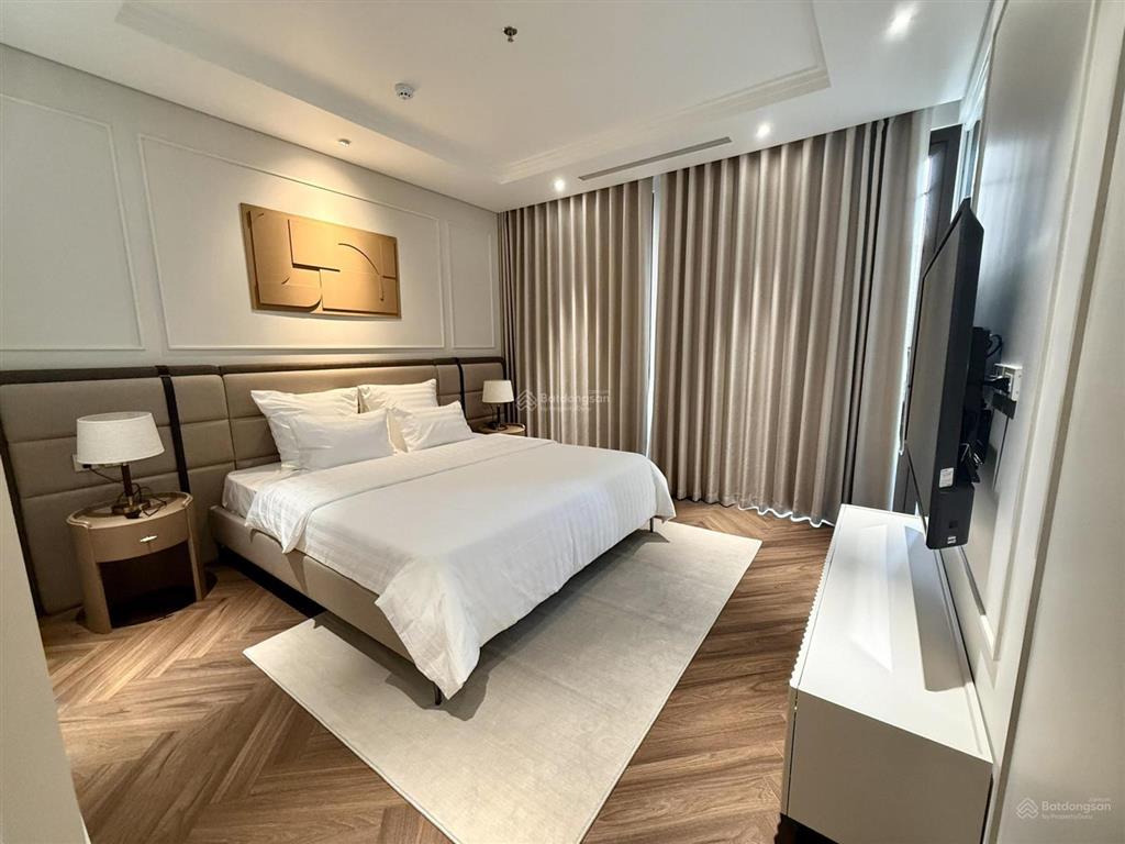 Bán nhà hoàng ngân, dt 63m 6 tầng có hầm, phân lô vỉa hè, ô tô tránh, kinh doanh, nhỉnh 30 tỷ