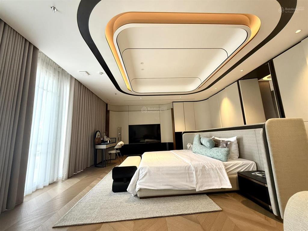 Bán nhà hoàng ngân, dt 63m 6 tầng có hầm, phân lô vỉa hè, ô tô tránh, kinh doanh, nhỉnh 30 tỷ