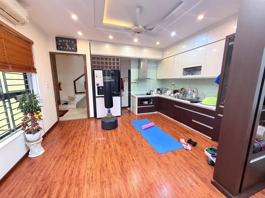 Bán nhanh nhà lê văn thiêm, dt65m2 mt6.2m, phân lô vỉa hè, oto tránh kinh doanh vp, 31.x tỷ