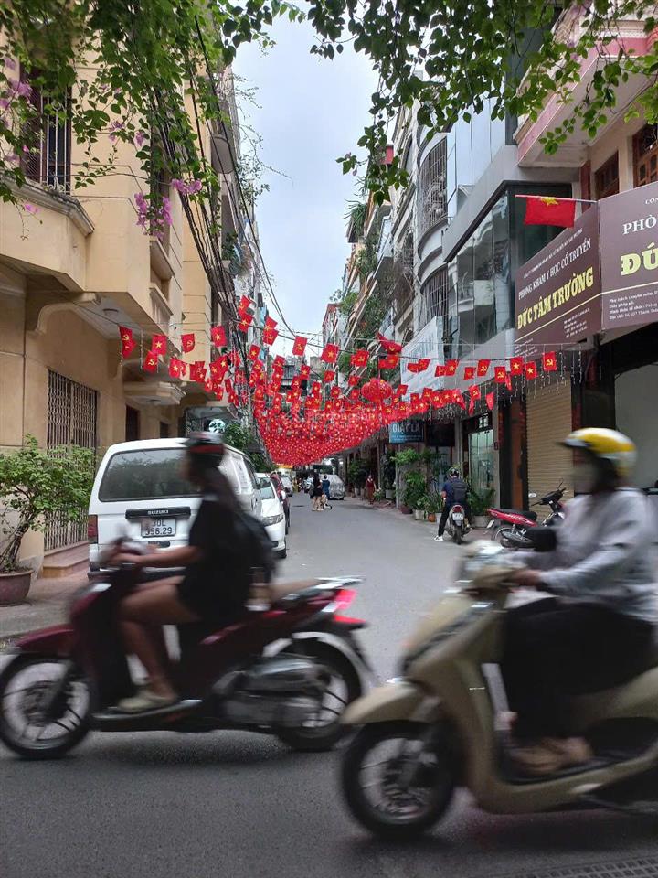 Bán nhà khuất duy tiến, 53m2 5 tầng phân lô ô tô tránh, vỉa hè kinh doanh, văn phòng, 21,x tỷ