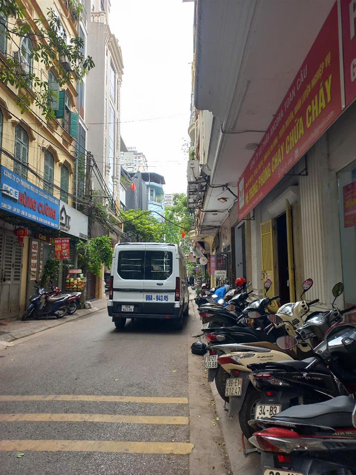 BÁN NHÀ NGUỴ NHƯ KON TUM, DT40M2 5T PHÂN LÔ VỈA HÈ, OTO TRÁNH, KINH DOANH, VP, NHỈNH 20 TỶ