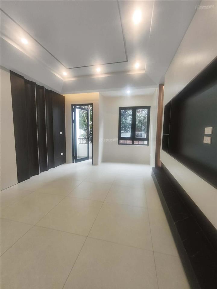 Bán nhà mặt phố thanh xuân, 40.5m2 6 tầng vỉa hè rộng, kinh doanh, văn phòng, nhỉnh 20 tỷ