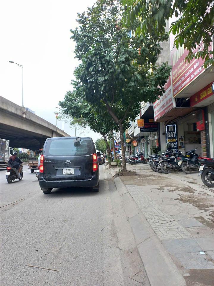 Bán nhà mặt phố thanh xuân, 40.5m2 6 tầng vỉa hè rộng, kinh doanh, văn phòng, nhỉnh 20 tỷ