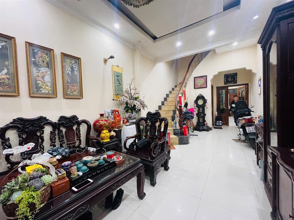 CẦN BÁN NHÀ THANH XUÂN, LÔ GÓC 3 THOÁNG, 66M2 MT5.3 GARA OTO, Ở, KINH DOANH, 27.X TỶ