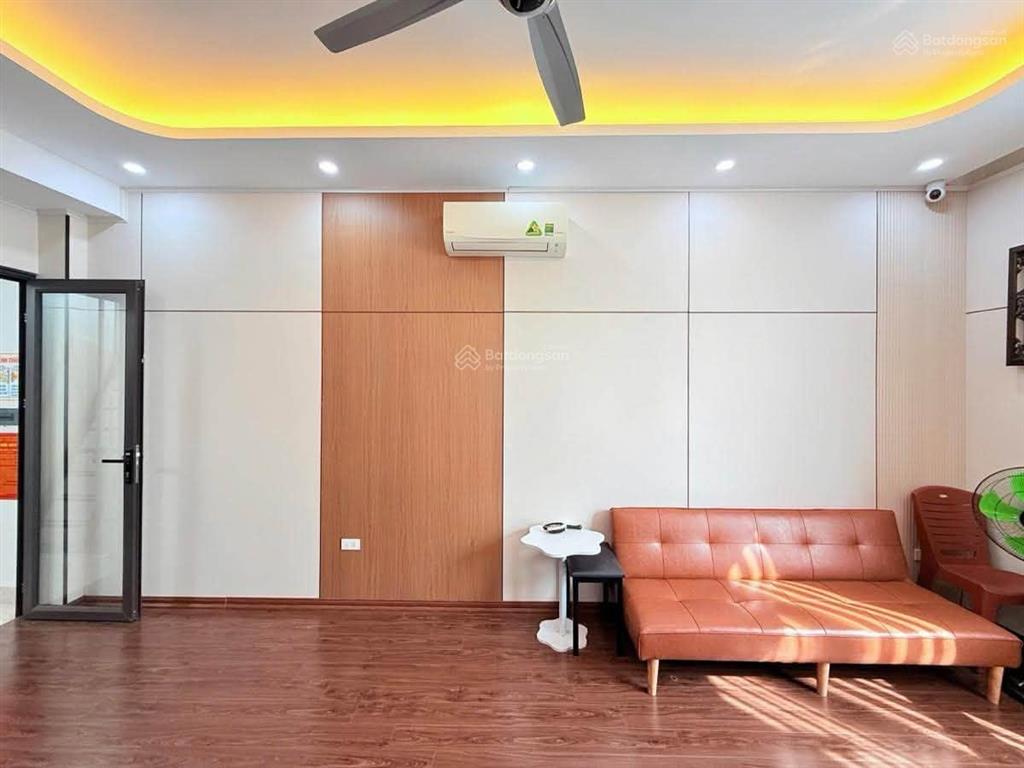 Cần bán nhà mặt phố quận thanh xuân, 6 tầng thang máy, ở, kinh doanh, cho thuê, 23,x tỷ