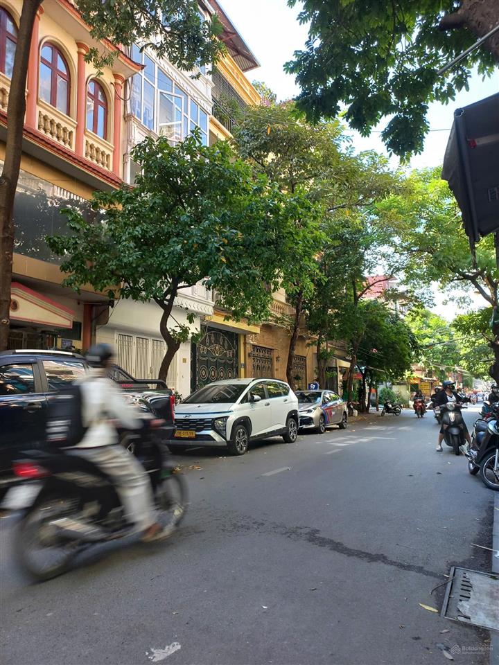 Bán nhà thanh xuân, sát phố, trường, chợ, ô tô tránh, ở, kinh doanh, văn phòng, chỉ 20 tỷ