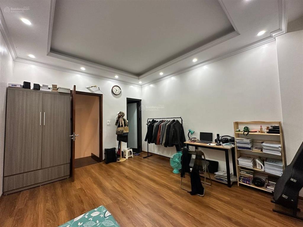 Cần bán nhà thanh xuân, ngay ngã tư sở, phân lô ô tô tránh, ở, kinh doanh, vp, nhỉnh 19 tỷ