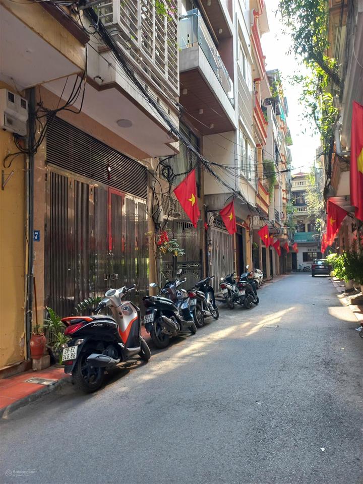 Cần bán nhà thanh xuân, ngay ngã tư sở, phân lô ô tô tránh, ở, kinh doanh, vp, nhỉnh 19 tỷ