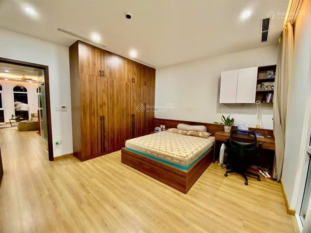 Bán nhà văn quán, hà đông, gần hồ, phân lô gara ô tô, vỉa hè rộng, ở, kinh doanh, vp, 30,x tỷ