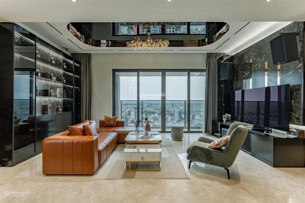 Bán căn hộ chung cư hùng vương plaza, 9,5 tỷ, 117m2, 3pn, 2wc, tiện nghi đầy đủ! 0907 749 ***