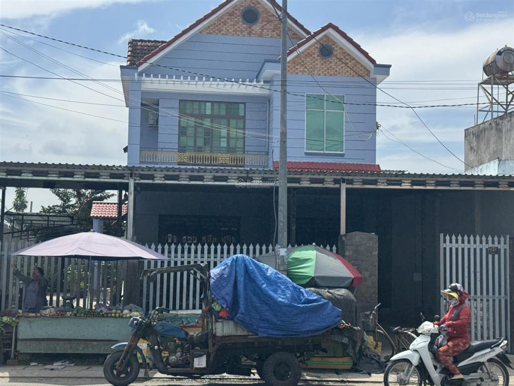 Cho thuê mặt bằng hoặc nguyên căn  74e, tỉnh lộ 825, tt đức hòa