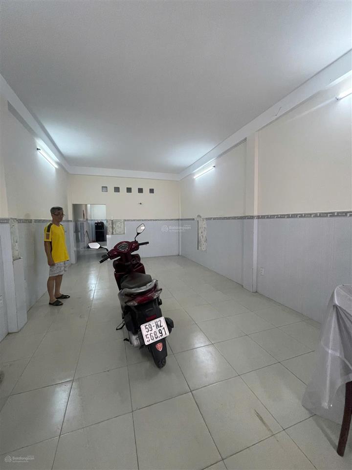 Bán nhà hẻm xe hơi lê đại hành, quận 11, dt 3.9x16m, cn 61m2, 3 tầng, giá chỉ 8 tỷ 500 triệu