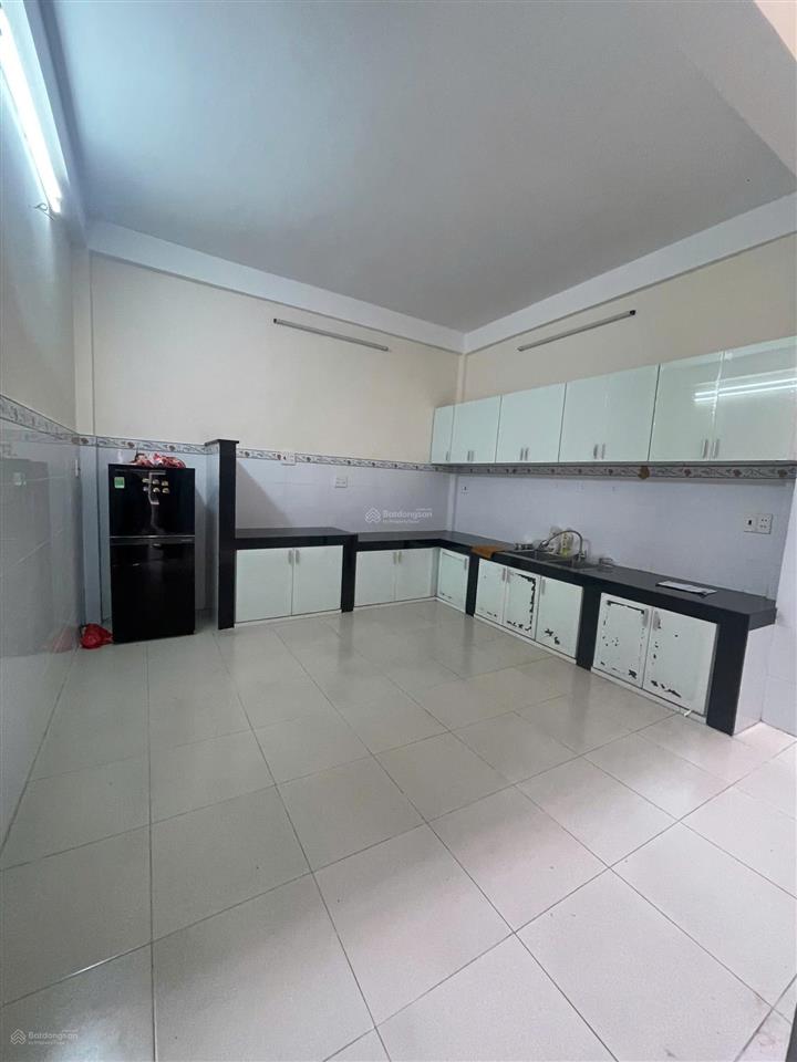 Bán nhà hẻm xe hơi lê đại hành, quận 11, dt 3.9x16m, cn 61m2, 3 tầng, giá chỉ 8 tỷ 500 triệu