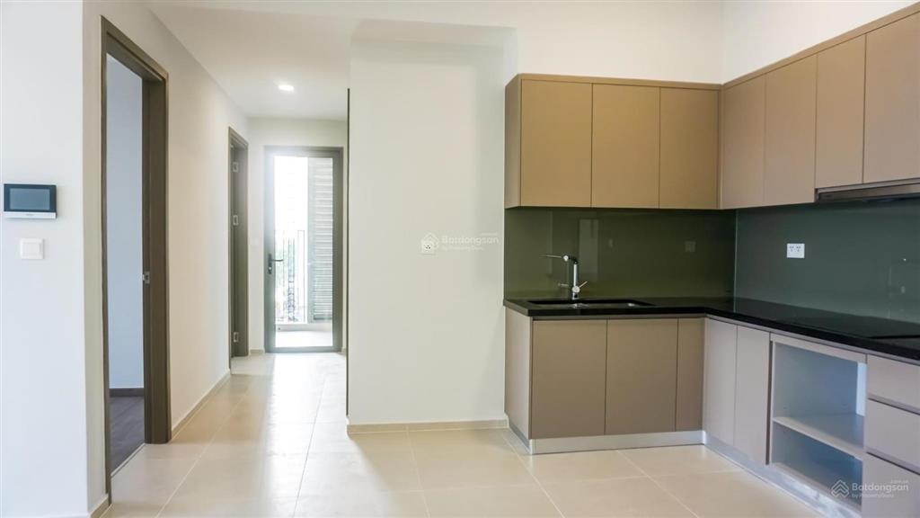 Bán căn 85m2 sổ hồng sẵn + view hồ bơi + giá 3.850 tỷ (102%) + tặng nội thất và máy lạnh