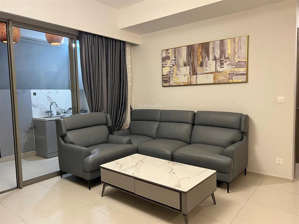 Bán căn 114m2 nội thất thiết kế + view công viên block d + giá 4.9 tỷ (102%) + tầng đẹp