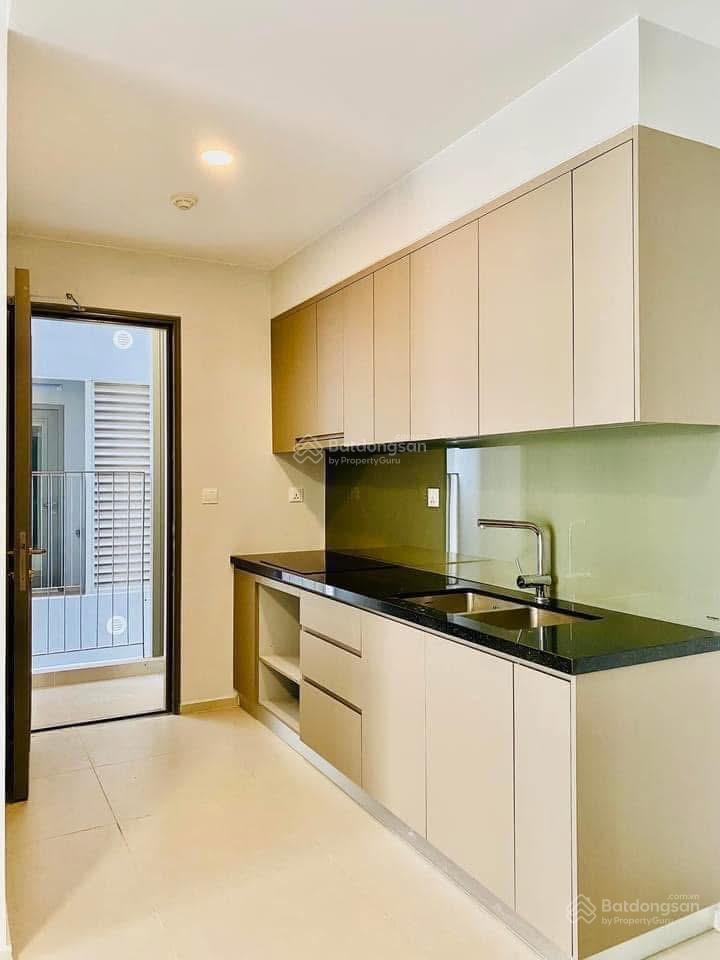 Bán căn 69m2 view bệnh viện bình chánh + giá 3.350 tỷ (102%) sổ hồng sẵn + tầng đẹp