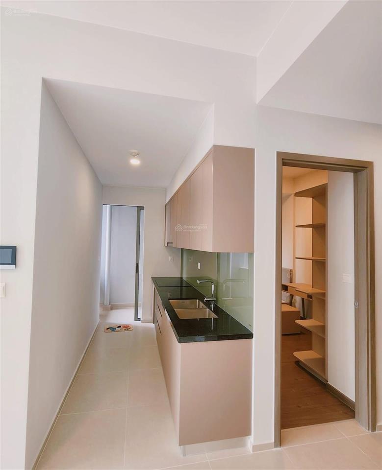Bán căn 59m² view hồ bơi block c, giá 2.780 tỷ (102%) sổ hồng sẵn, tầng đẹp