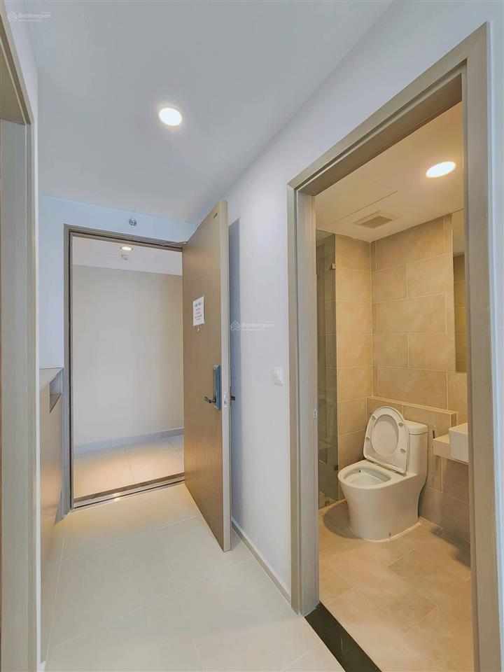Bán căn 59m² view hồ bơi block c, giá 2.780 tỷ (102%) sổ hồng sẵn, tầng đẹp