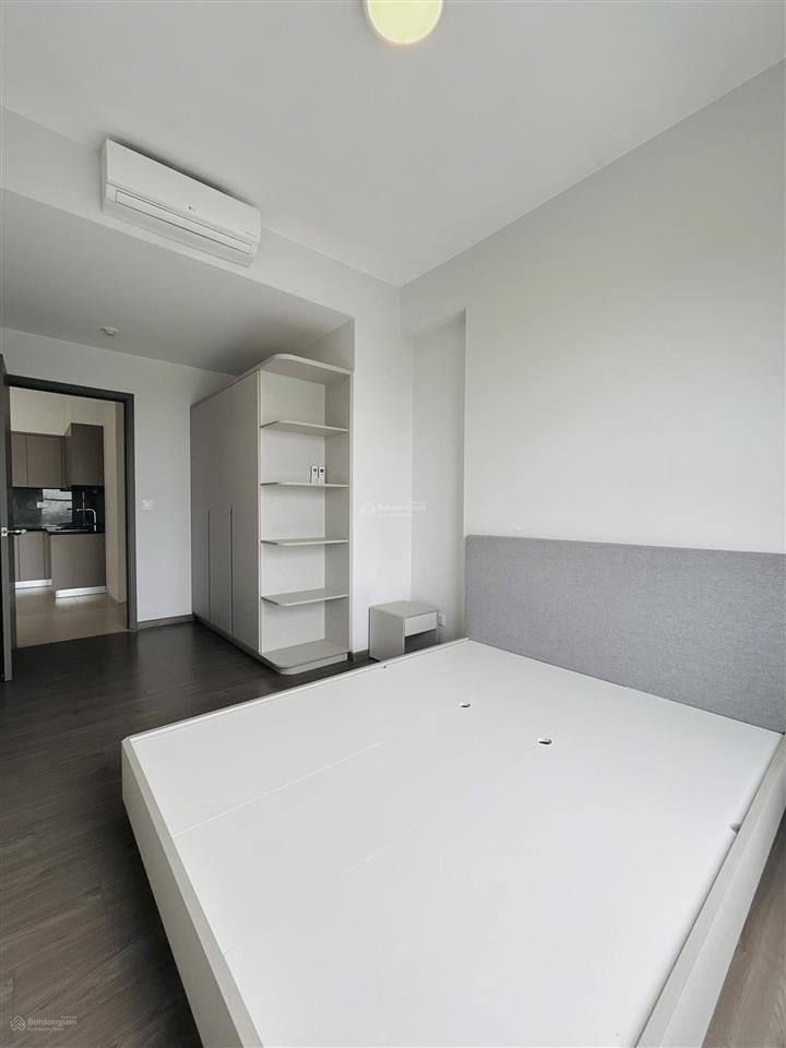 Bán căn 85m2 view ngoại khu, giá 3,65 tỷ (102%), sổ hồng sẵn, hướng mát