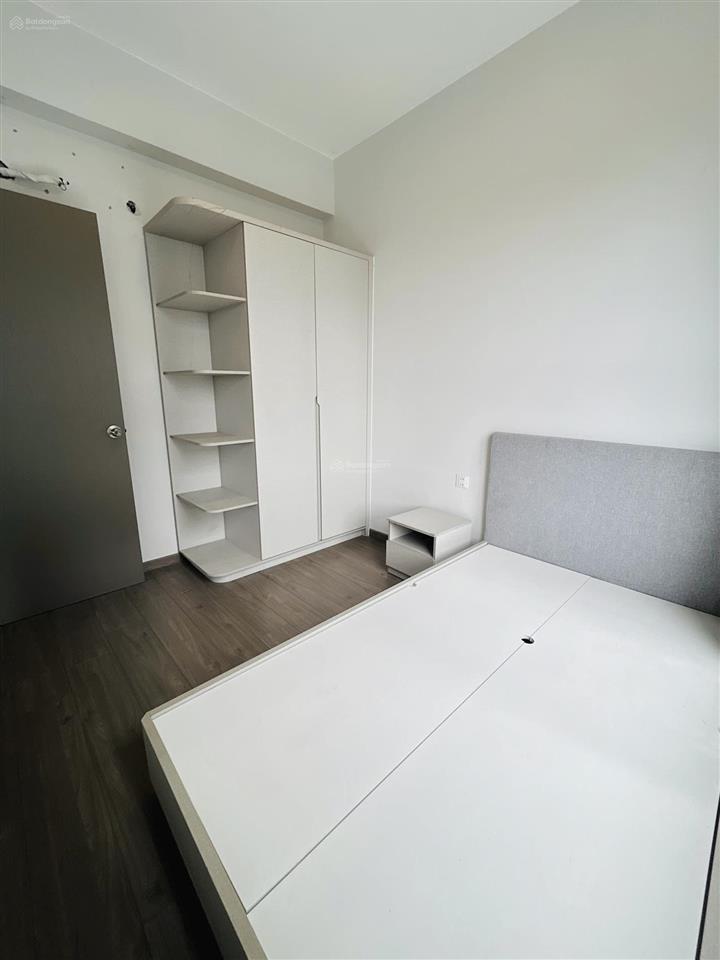 Bán căn 85m2 view ngoại khu, giá 3,65 tỷ (102%), sổ hồng sẵn, hướng mát