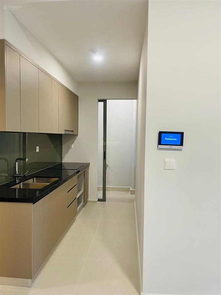 Bán căn 59m² view hồ bơi block a + giá 2.8 tỷ (102%) sổ hồng sẵn + tầng đẹp