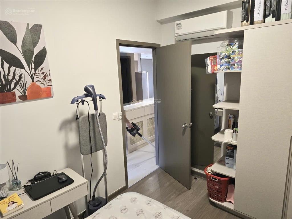 Bán căn 85m2 sổ hồng sẵn + full nội thất + giá 3,850 tỷ (102%) view ngoại khu mát mẻ