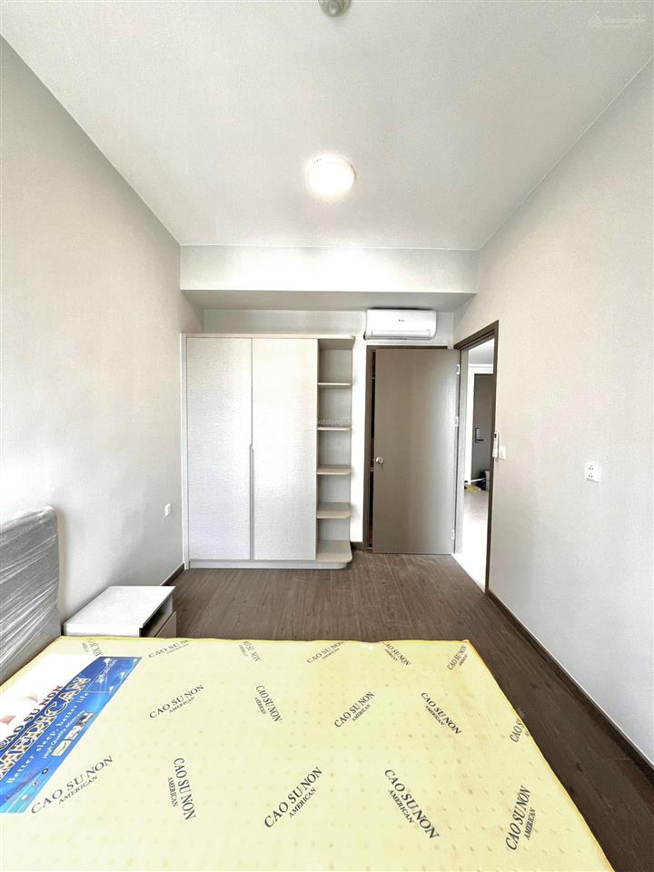 Bán căn 69m2 ban công view công viên block c, giá 3,51 tỷ (102%) sổ hồng sẵn