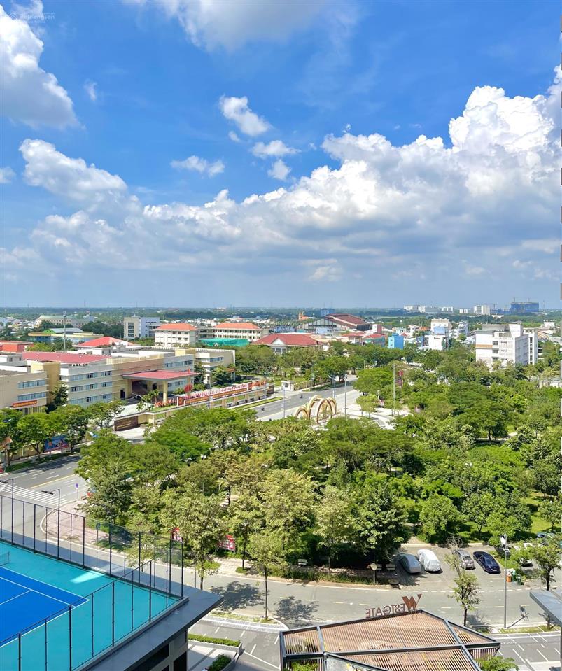 Bán căn 69m2 ban công view công viên block c, giá 3,51 tỷ (102%) sổ hồng sẵn