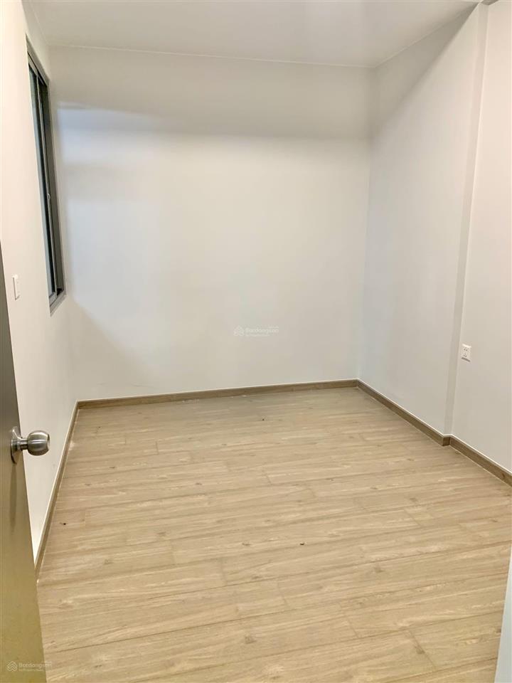 Bán căn 59m2 sổ hồng sẵn, view ngoại khu, giá 2,7 tỷ (102%), tầng đẹp