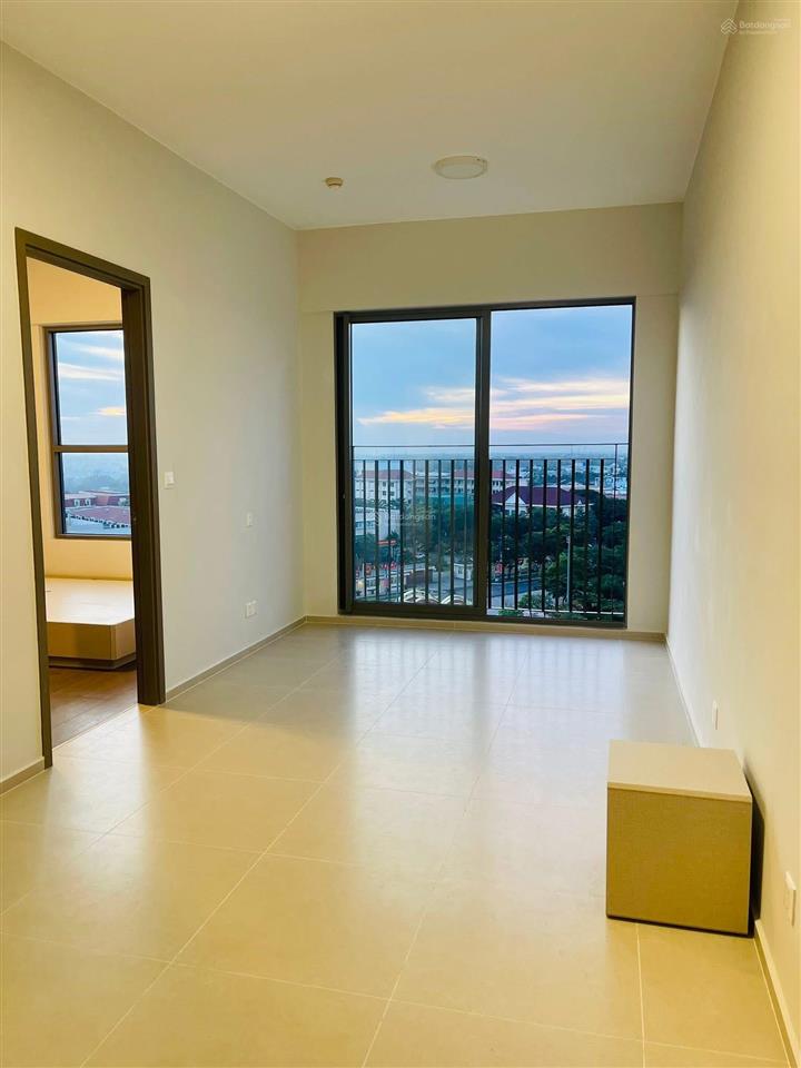 Bán căn 59m2 view công viên block d, giá 2,83 tỷ (102%) tầng trung đẹp
