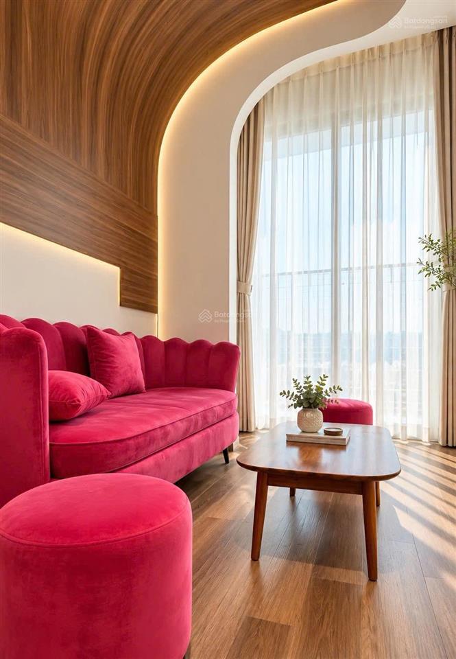 Bán căn 59m2 full nội thất thiết kế + giá 2,750 tỷ (102%) sổ hồng sẵn + tầng cao thoáng