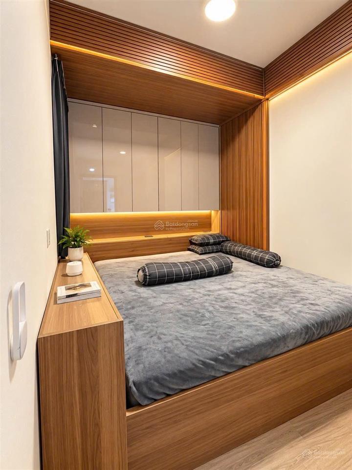 Bán căn 59m2 full nội thất thiết kế + giá 2,750 tỷ (102%) sổ hồng sẵn + tầng cao thoáng