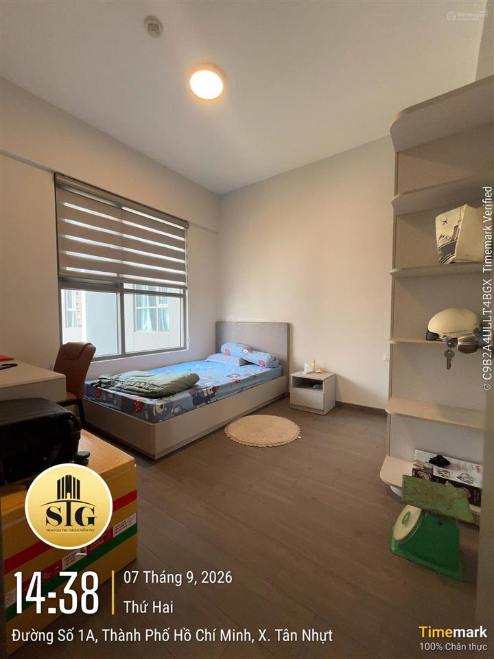 Bán căn 114m2 view công viên + full nội thất thiết kế + giá 4,6 tỷ (102%) tầng trung đẹp