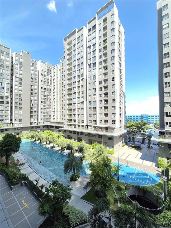 Bán căn 59m2 view hồ bơi block d + giá 2,750 tỷ (102%) sổ hồng sẵn + full nội thất