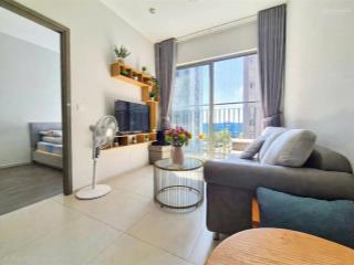 Bán căn 59m2 view hồ bơi block d + giá 2,750 tỷ (102%) sổ hồng sẵn + full nội thất