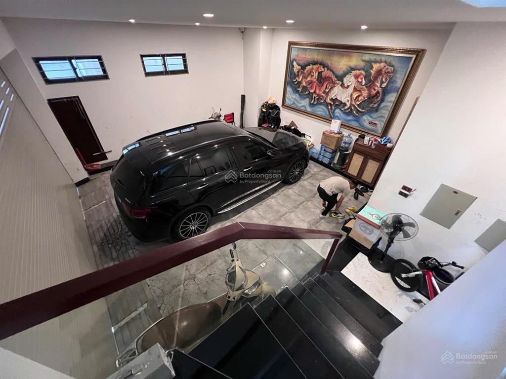 Hời banh nóc! phân lô hoàng cầu, 2 ô tô tránh, 2 thoáng, gara, không qh, kinh doanh vp, spa