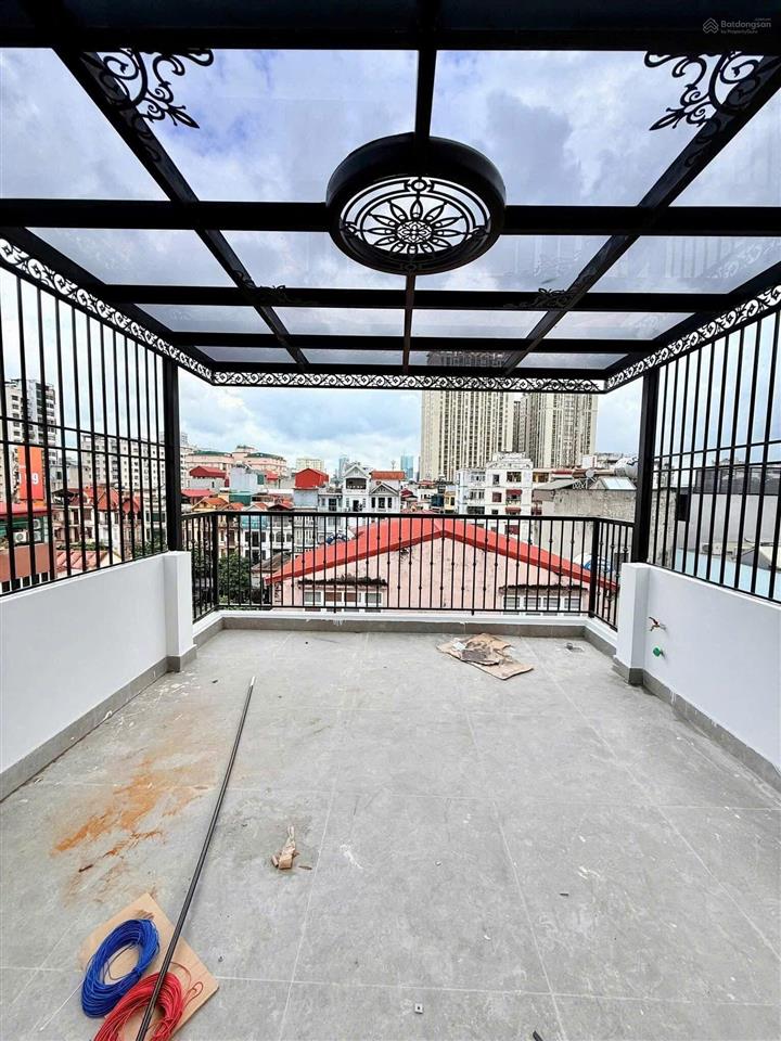 Vip! bán nhà phố nguyên hồng 7 chỗ tránh, vỉa hè 2m, thang máy, 2 thoáng, kinh doanh vp, spa...