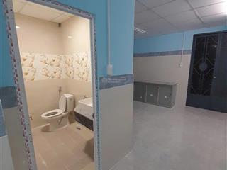 Nhà nguyên căn không có nhu cầu ở nên cho thuê lại. dt 4*18 có gác 4x10 rất rộng