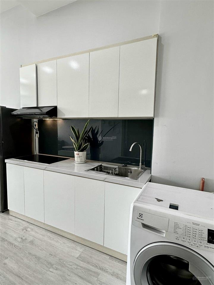 Chính chủ bán studio 42m2 the sun avenue