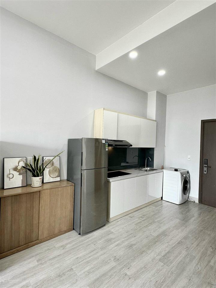 Chính chủ bán studio 42m2 the sun avenue