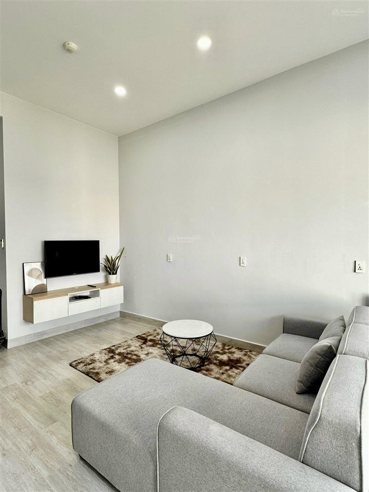 Chính chủ bán studio 42m2 the sun avenue