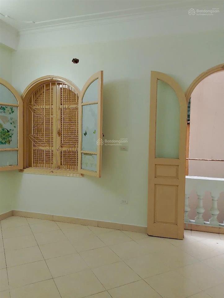 Cho thuê phòng 36m2, khép kín, không chúng chủ, gần chợ hà đông, hà nội. giá 2,5 triệu/ tháng