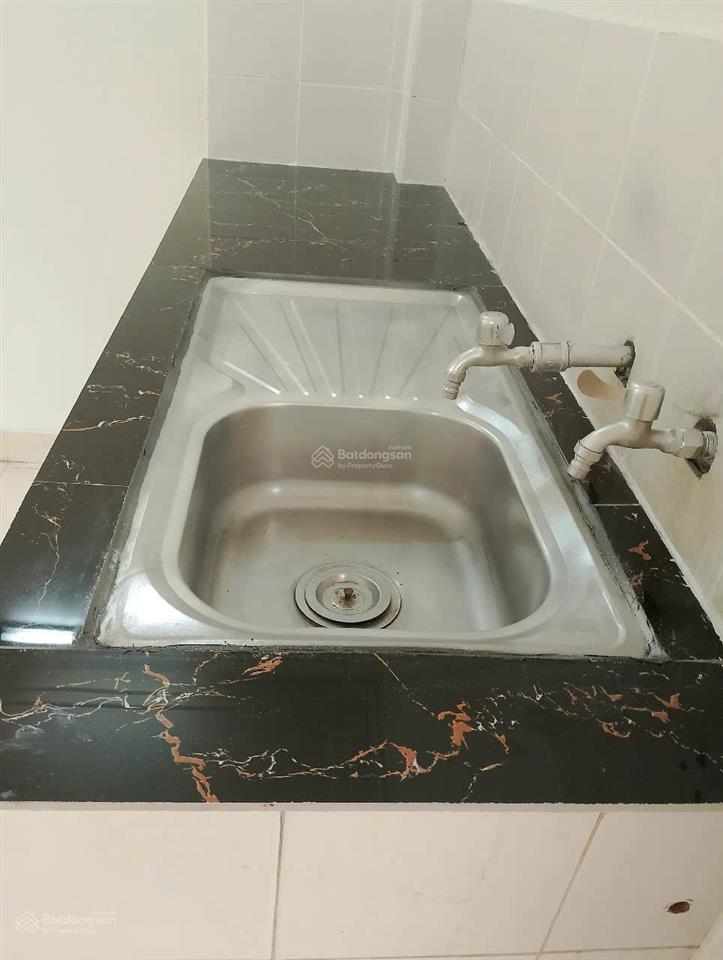 Cho thuê phòng 36m2, khép kín, không chúng chủ, gần chợ hà đông, hà nội. giá 2,5 triệu/ tháng