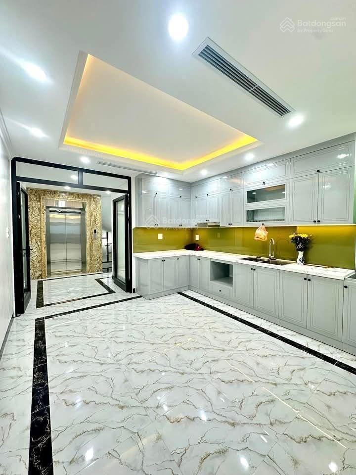 Phân lô vỉa hè lô góc 5 tầng  thang máy hoàng liệt  hồ linh đàm  nhà xây mới  để ôtô thoải mái