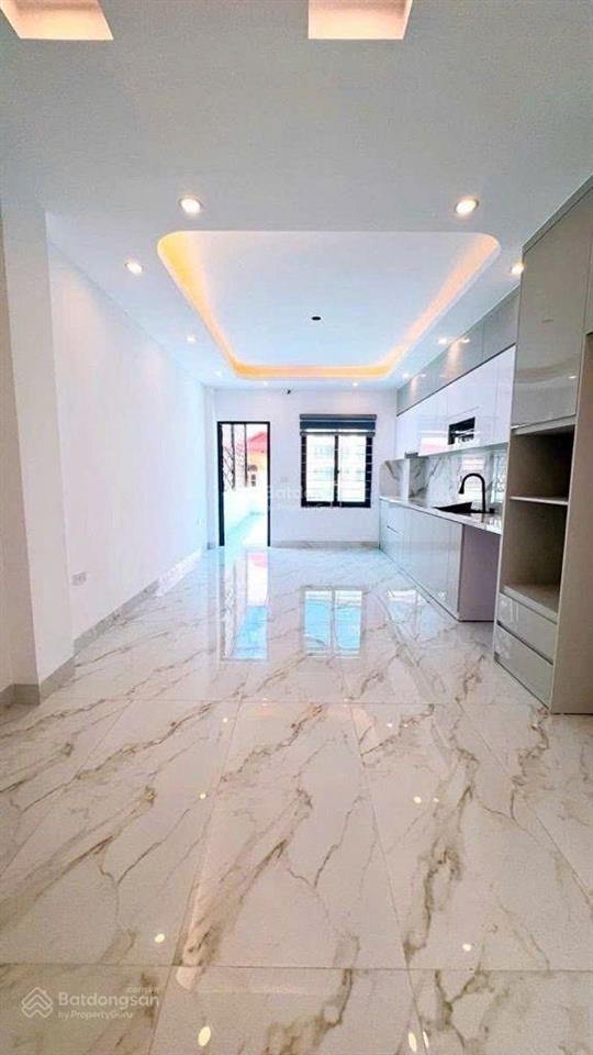 Bằng b 55m2 6 tầng thang máy  nhà xây mới đầy đủ đồ  để ô tô thoải mái  kinh doanh sầm uất