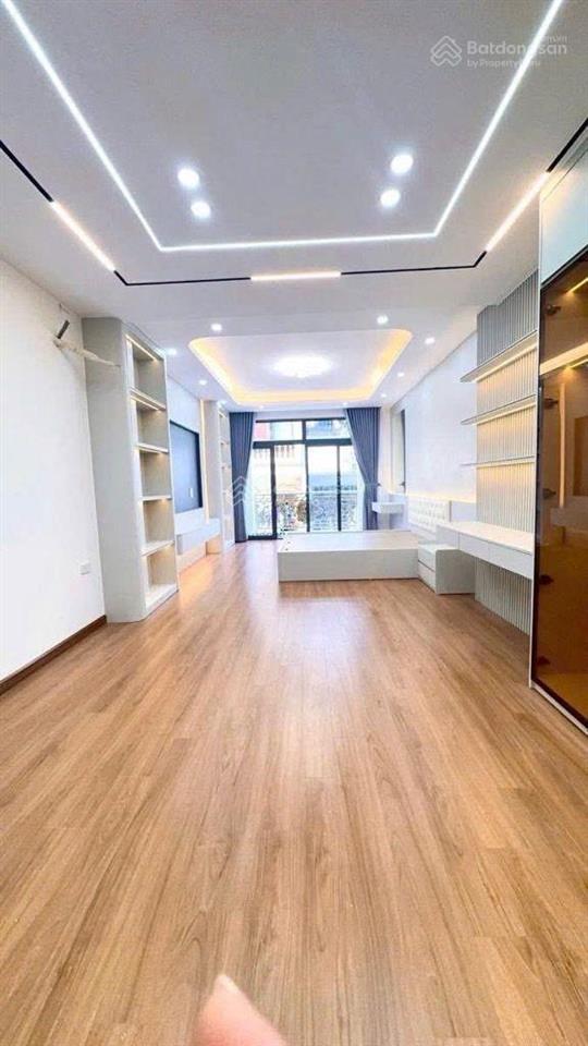 Bằng b 55m2 6 tầng thang máy  nhà xây mới đầy đủ đồ  để ô tô thoải mái  kinh doanh sầm uất