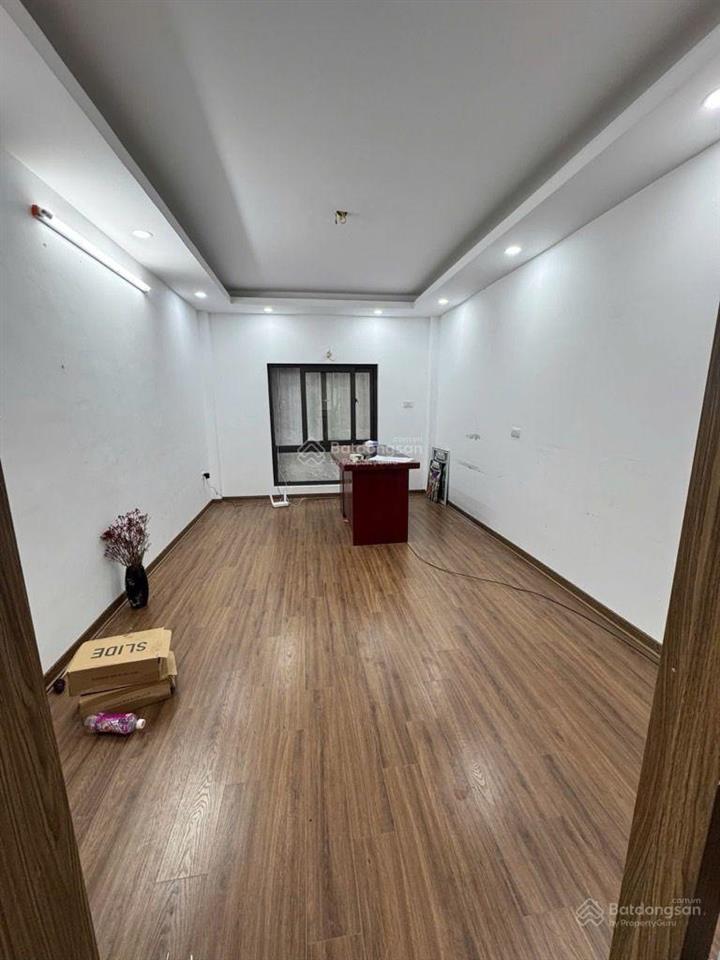 Bán lô góc 3 mặt bằng liệt  bằng b  hoàng liệt  nhà dân xây mới 5 tầng  gần ôtô  trường học
