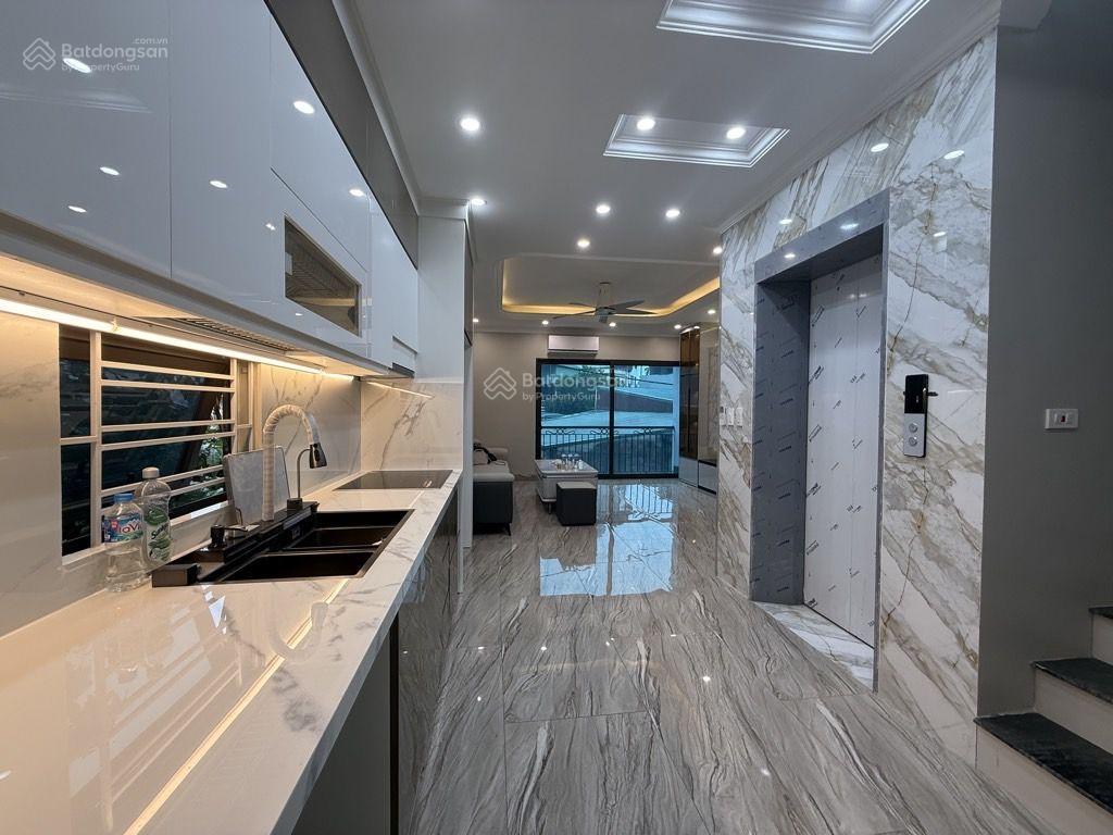 Cần bán gấp nhà ngõ 83 ngọc hồi  hoàng liệt  45m 6 tầng thang máy mới kính koong  20m ra mặt ngõ