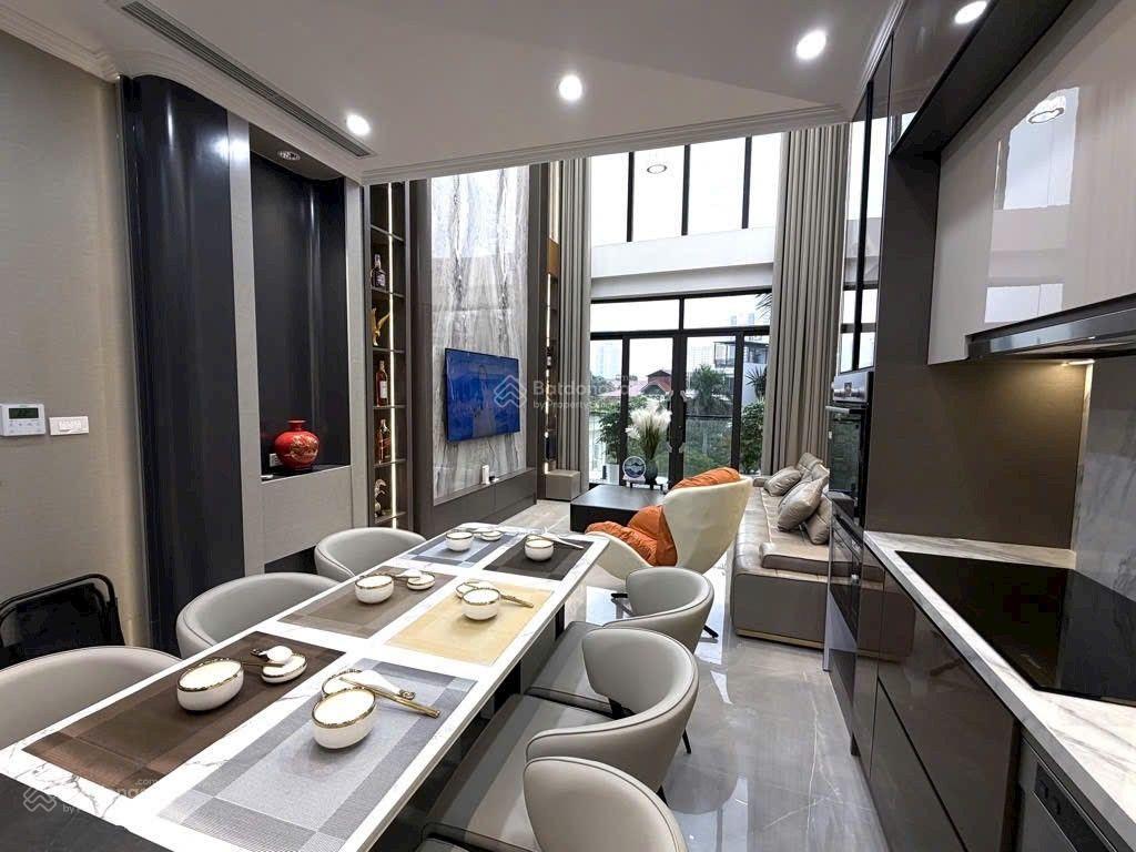 Chính chủ bán nhà 46m2 7 tầng  thang máy  gara ôtô  ôtô tránh nhau  đầy đủ nội thất xịn